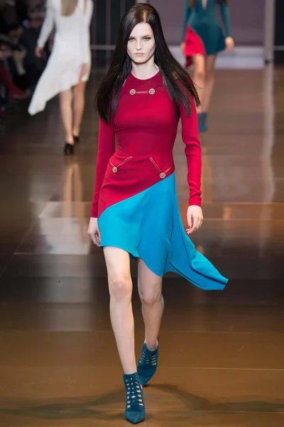 Look 5